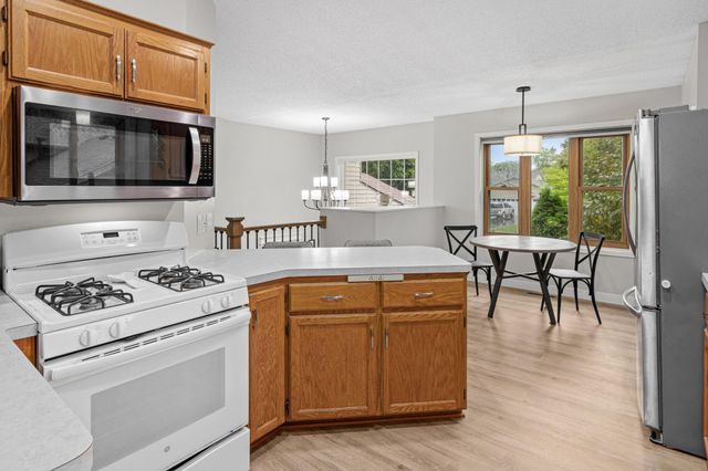 2060 121st Lane NW, Coon Rapids, MN 55448