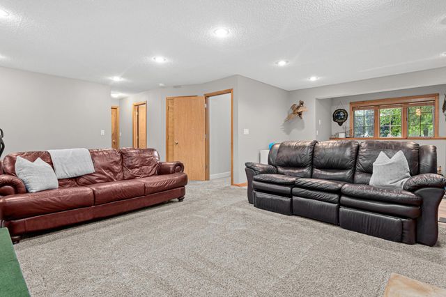 2060 121st Lane NW, Coon Rapids, MN 55448