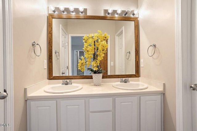 600 Woodson Drive, Clayton, NC 27527