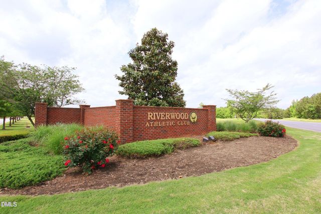 600 Woodson Drive, Clayton, NC 27527