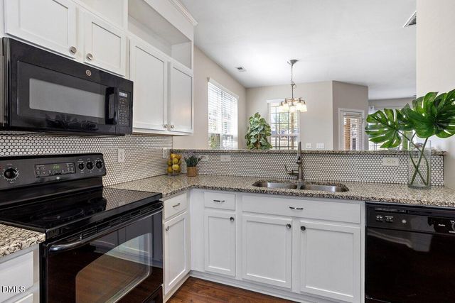 600 Woodson Drive, Clayton, NC 27527