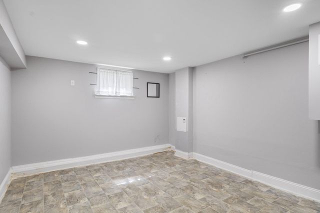 130 W EDGEVALE RD, Baltimore, MD 21225