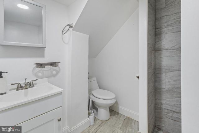 130 W EDGEVALE RD, Baltimore, MD 21225