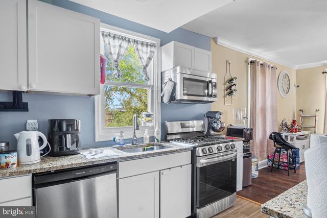 130 W EDGEVALE RD, Baltimore, MD 21225