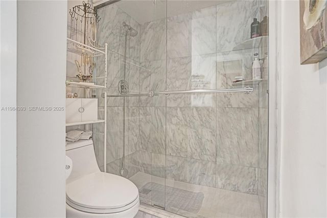 19220 NE 25th Ave 271B, Miami, FL 33180