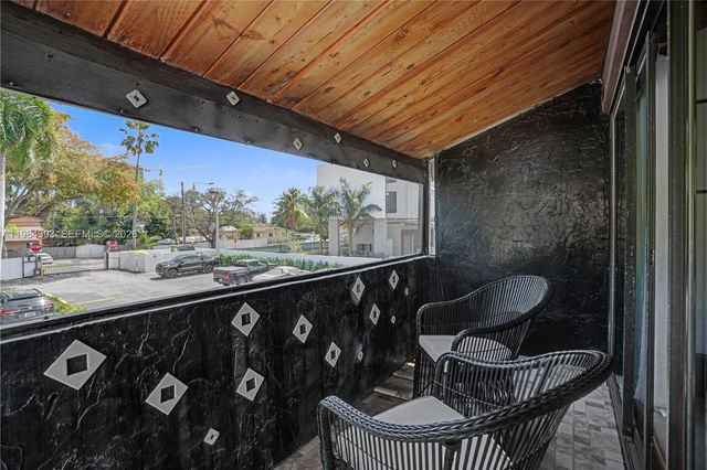 19220 NE 25th Ave 271B, Miami, FL 33180