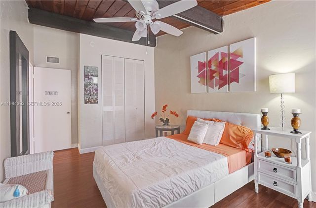 19220 NE 25th Ave 271B, Miami, FL 33180