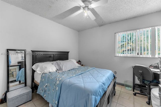 9618 SW 3rd Ln 18, Miami, FL 33174