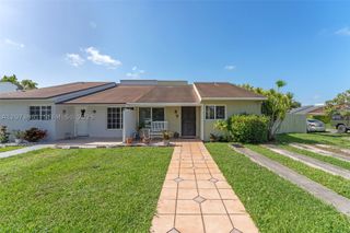9618 SW 3rd Ln 18, Miami, FL 33174