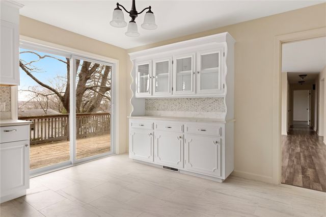 2 Julia Drive, North Providence, RI 02911