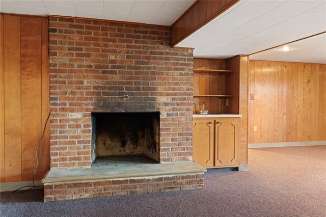 2 Julia Drive, North Providence, RI 02911