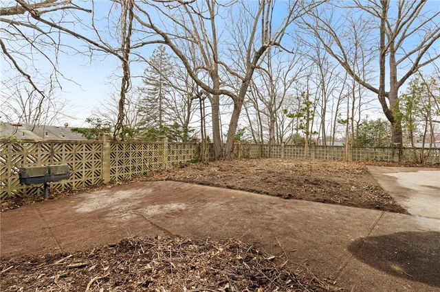 2 Julia Drive, North Providence, RI 02911