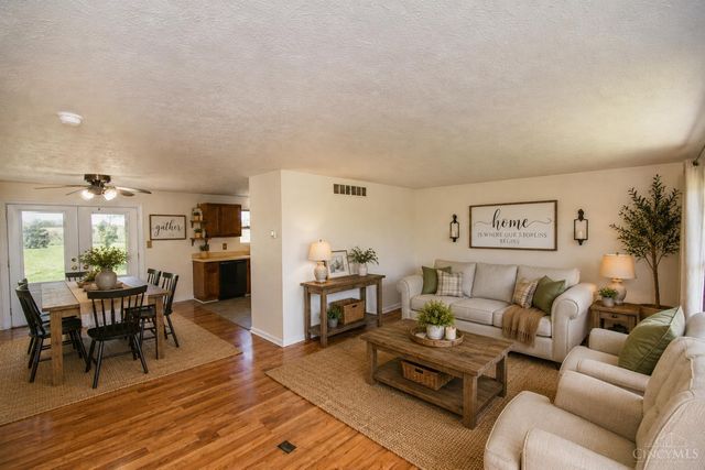 816 Farmers Road, Washington Twp, OH 45177