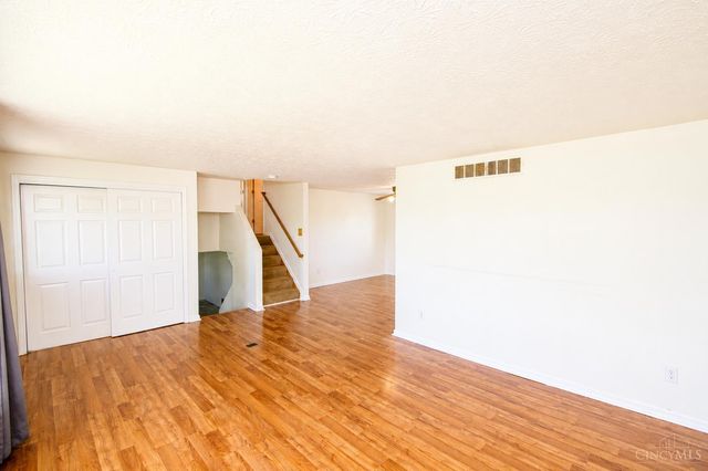 816 Farmers Road, Washington Twp, OH 45177