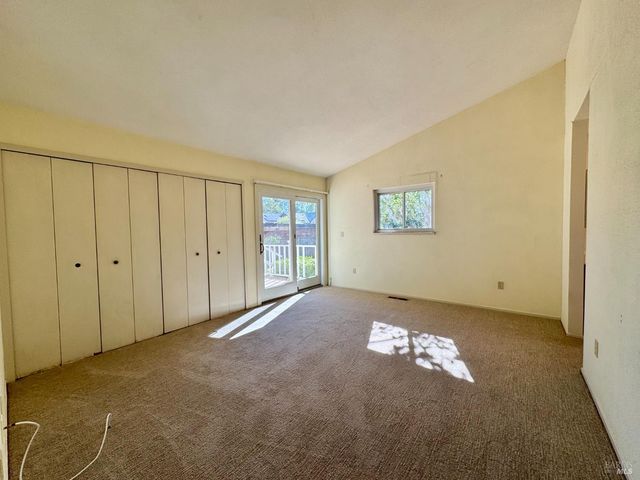 159 S Seymour St, Napa, CA 94559