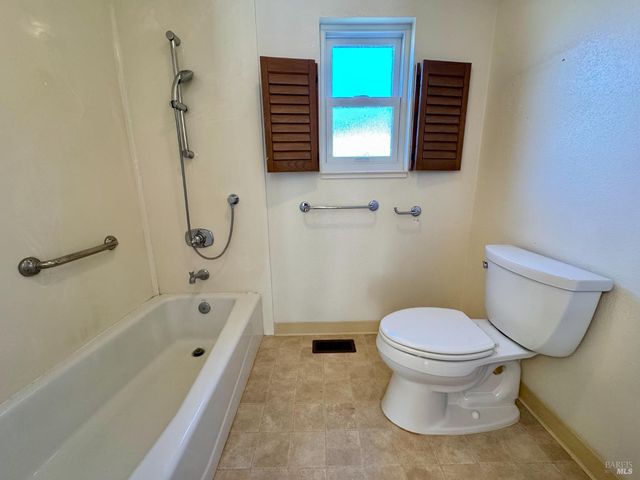 159 S Seymour St, Napa, CA 94559