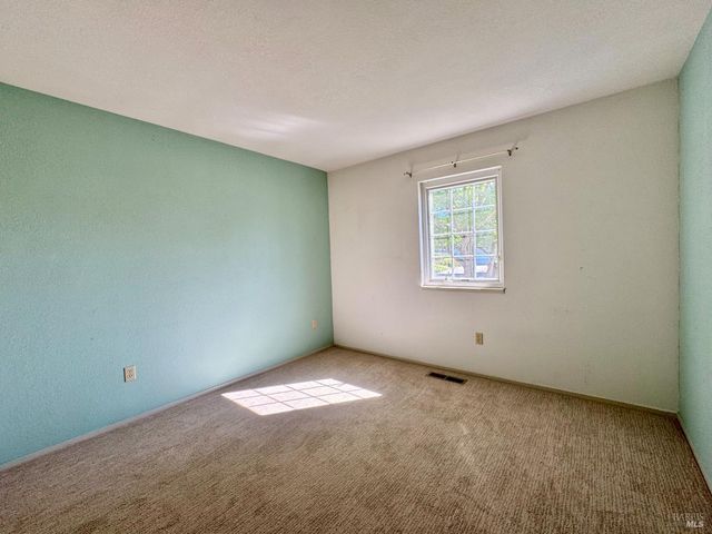 159 S Seymour St, Napa, CA 94559