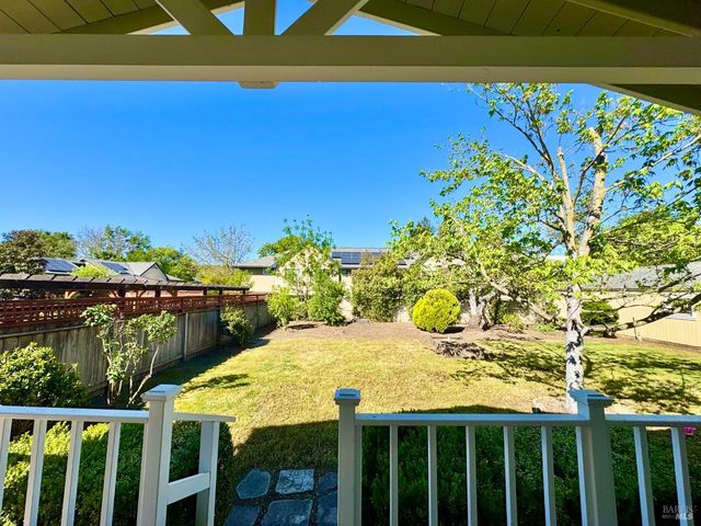 159 S Seymour St, Napa, CA 94559