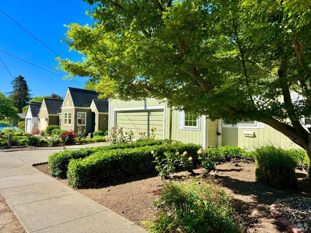 159 S Seymour St, Napa, CA 94559