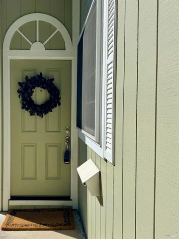 159 S Seymour St, Napa, CA 94559