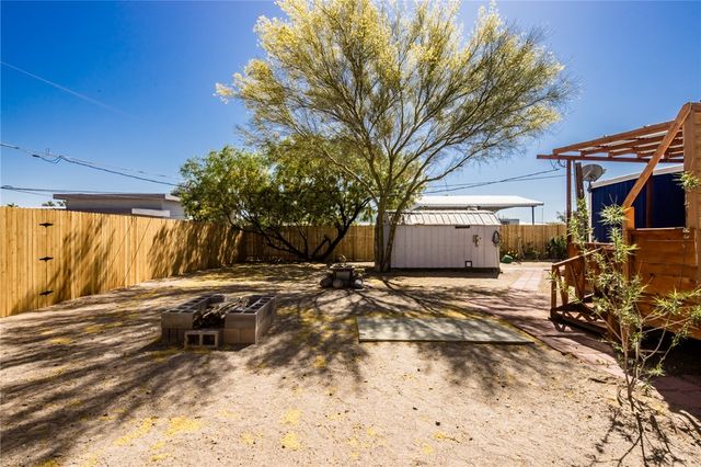 4543 Linden Drive, Topock, AZ 86436