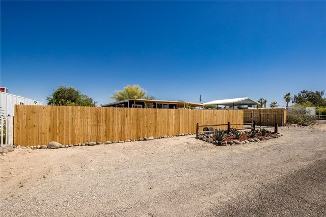 4543 Linden Drive, Topock, AZ 86436