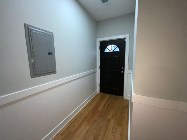 6325 S Langley Avenue, Chicago, IL 60637