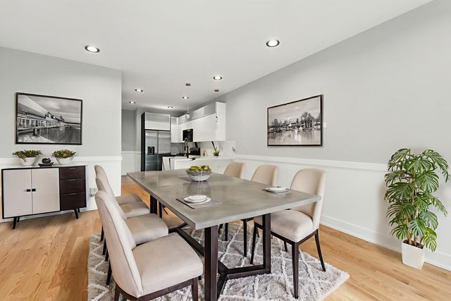 6325 S Langley Avenue, Chicago, IL 60637