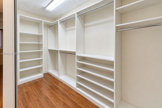 1500 SW 131st Way 406N, Pembroke Pines, FL 33027