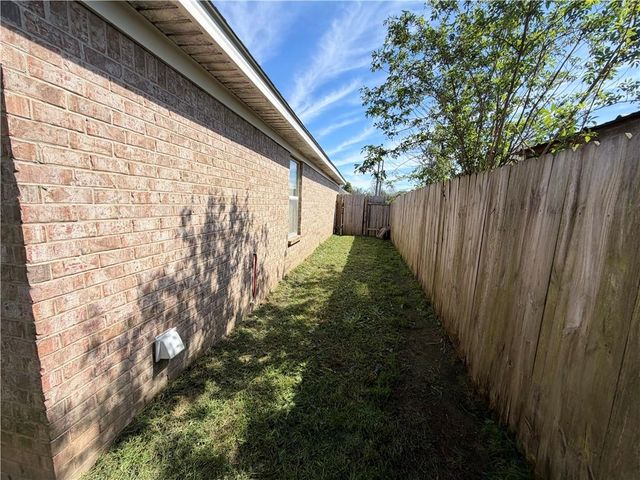 7670 Mailon Court, Theodore, AL 36582