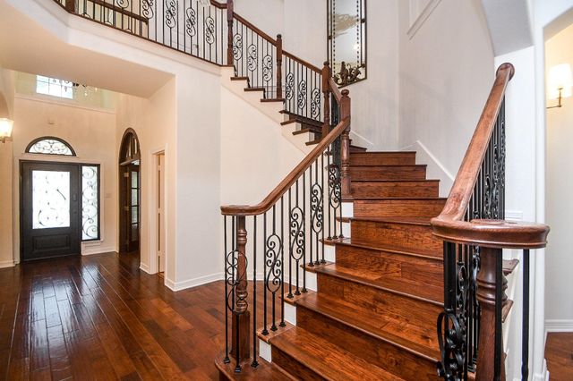 7418 Dresden Avenue, Sugar Land, TX 77479