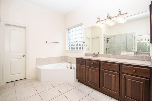 7418 Dresden Avenue, Sugar Land, TX 77479