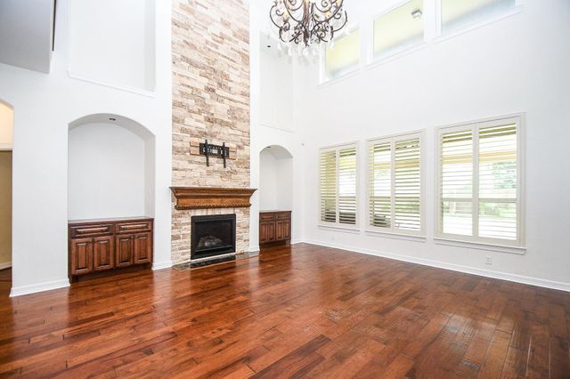 7418 Dresden Avenue, Sugar Land, TX 77479