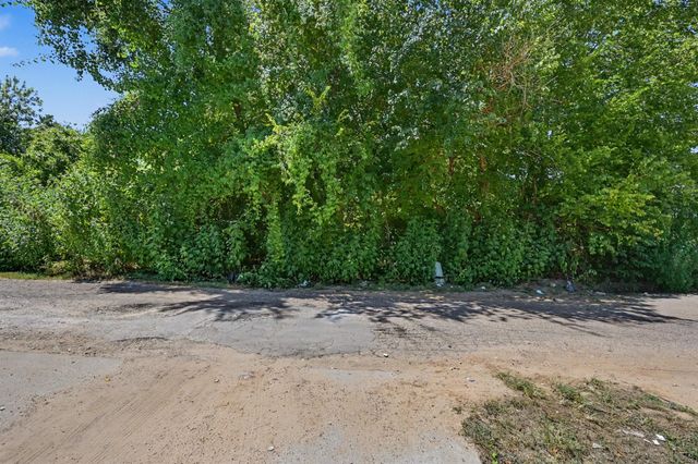 11547 Persimmon Street, Willis, TX 77318