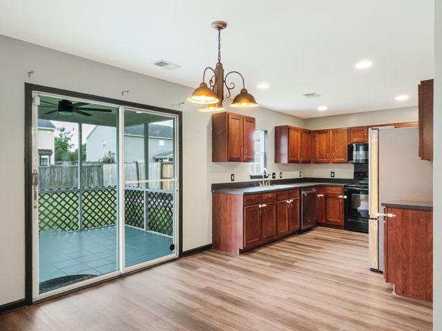 408 Dovetail Circle, Summerville, SC 29483
