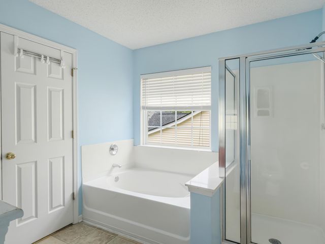 408 Dovetail Circle, Summerville, SC 29483