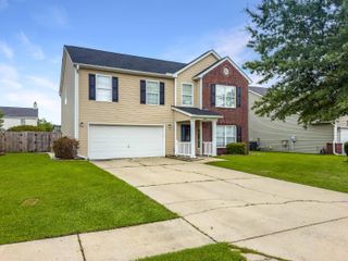 408 Dovetail Circle, Summerville, SC 29483