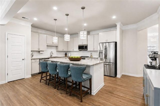 364 Crider Court, Woodstock, GA 30188