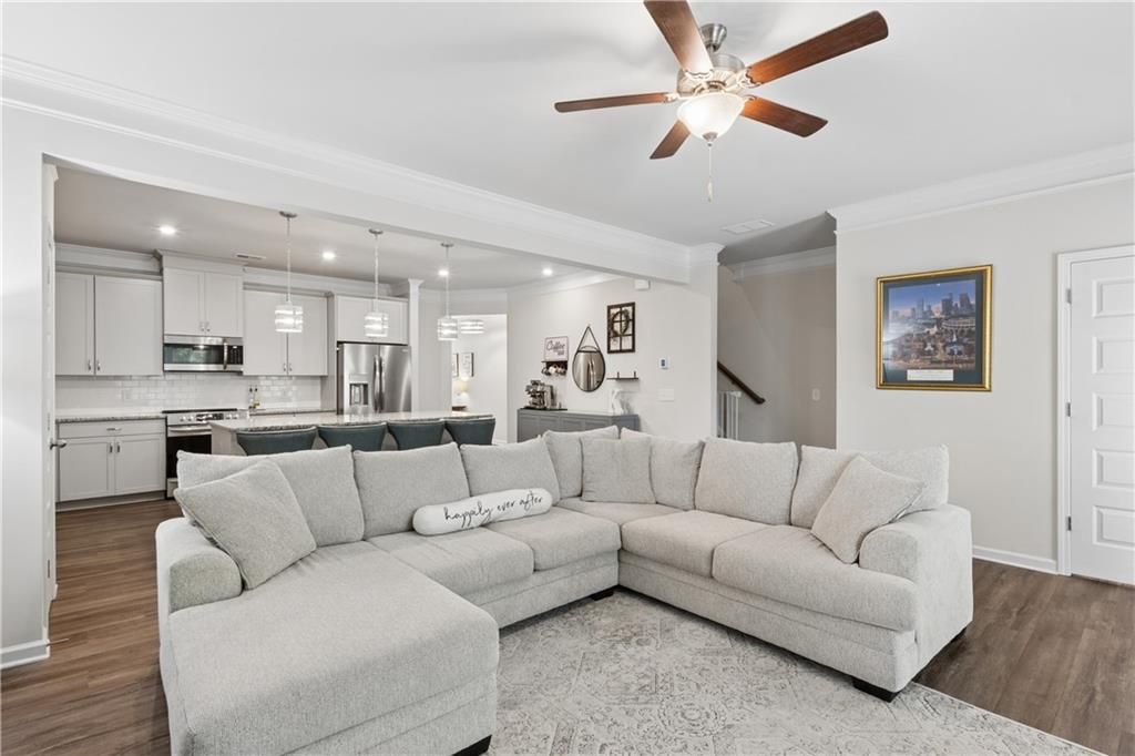 364 Crider Court, Woodstock, GA 30188