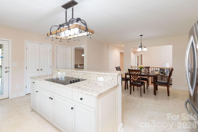 68 Sigmon Road, Fletcher, NC 28732