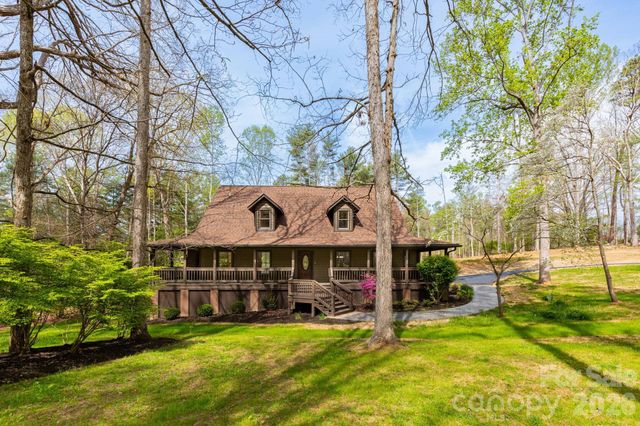 68 Sigmon Road, Fletcher, NC 28732