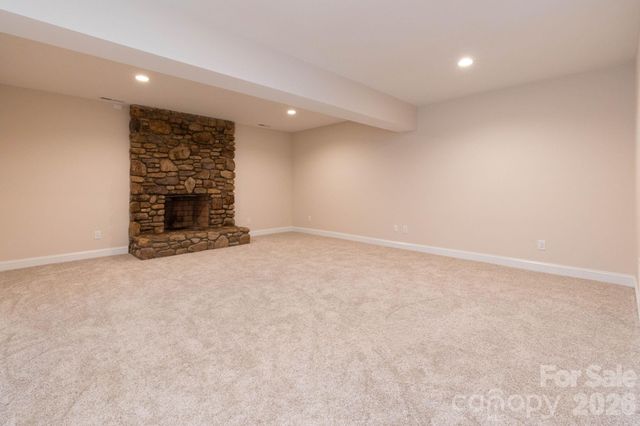 68 Sigmon Road, Fletcher, NC 28732