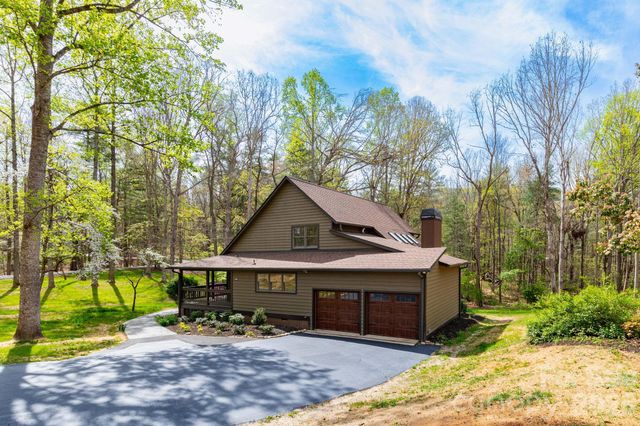 68 Sigmon Road, Fletcher, NC 28732