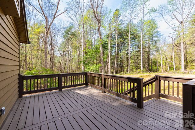 68 Sigmon Road, Fletcher, NC 28732