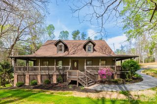 68 Sigmon Road, Fletcher, NC 28732