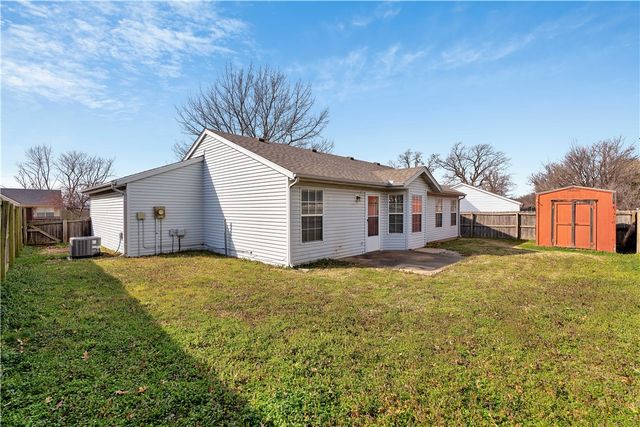 1459 Fredonia Street, Springdale, AR 72762