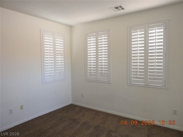 390 FRINGE RUFF Drive, Las Vegas, NV 89148