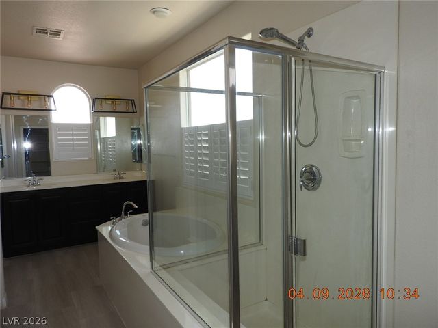 390 FRINGE RUFF Drive, Las Vegas, NV 89148