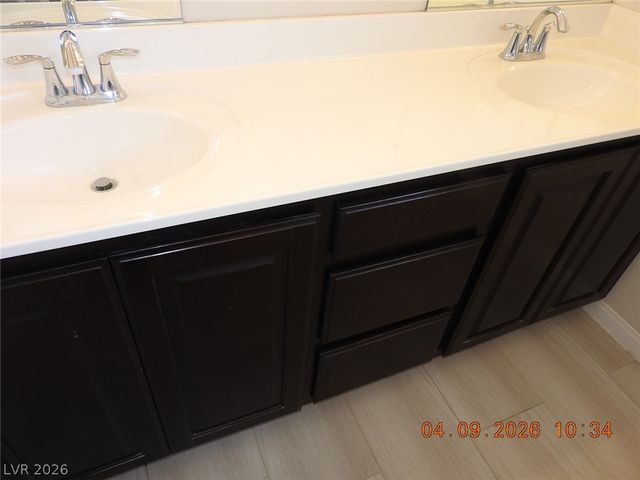 390 FRINGE RUFF Drive, Las Vegas, NV 89148