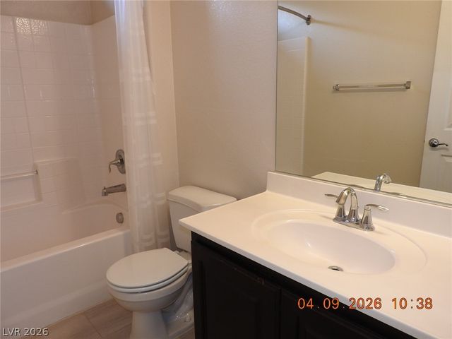 390 FRINGE RUFF Drive, Las Vegas, NV 89148